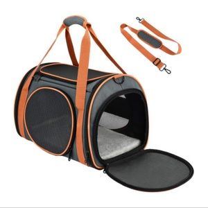 Cat or Dog Carrier  5 Mesh Windows 4 Open Doors For Small Medium Cats and Dogs